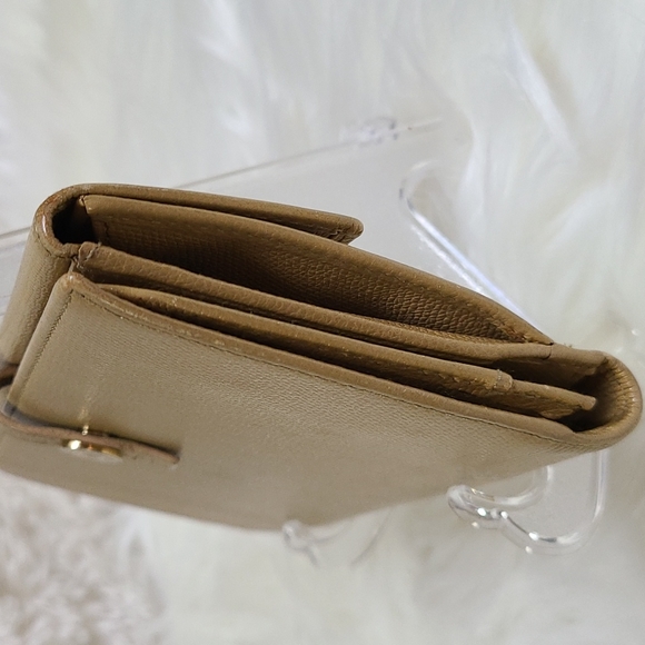 💯 Authentic Chanel Wallet- Bifold ✨️ - Picture 6 of 14